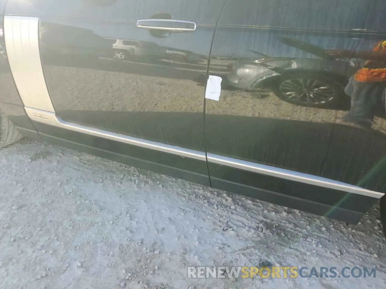 13 Photograph of a damaged car SALGU2SE4MA429206 LAND ROVER RANGEROVER 2021