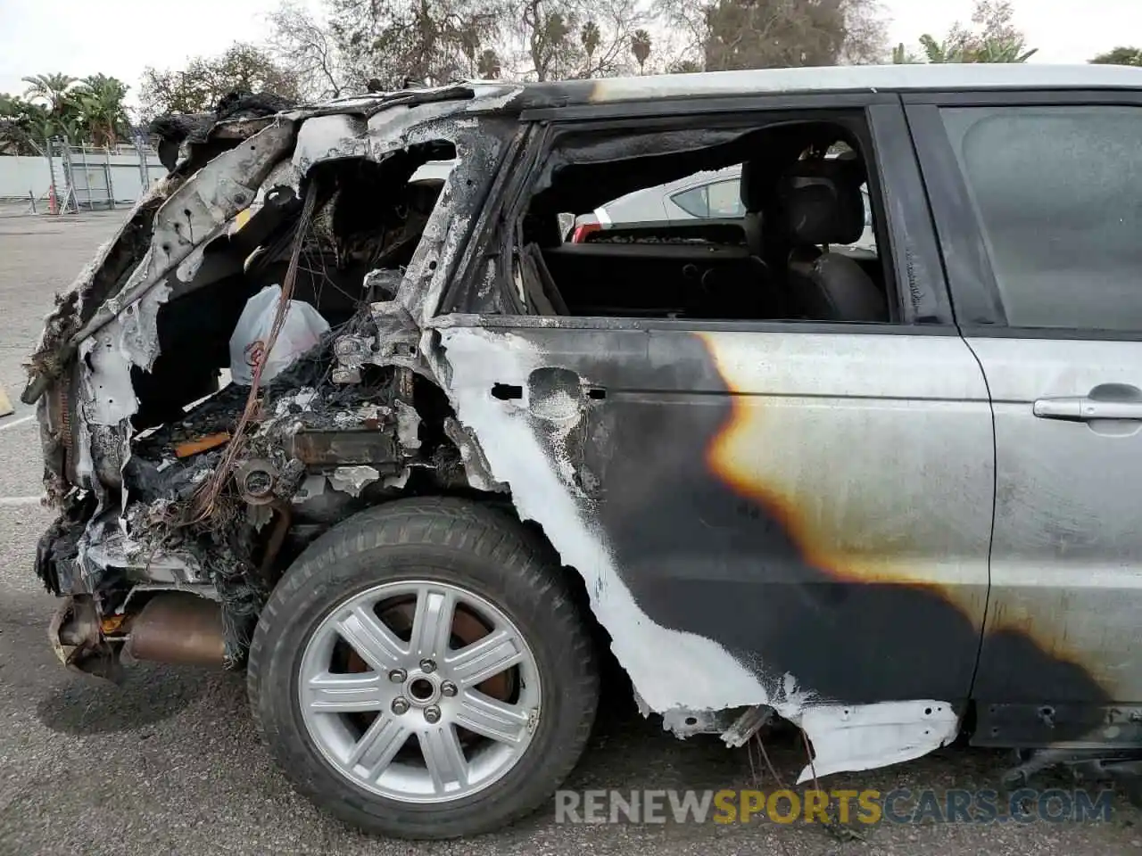 11 Photograph of a damaged car SALWG2SU0MA782729 LAND ROVER RANGEROVER 2021