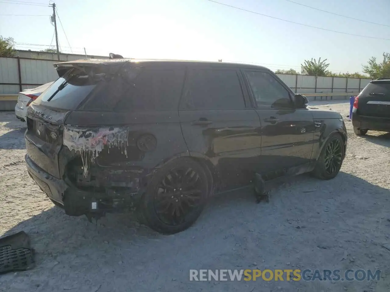 3 Photograph of a damaged car SALWG2SU5MA788848 LAND ROVER RANGEROVER 2021