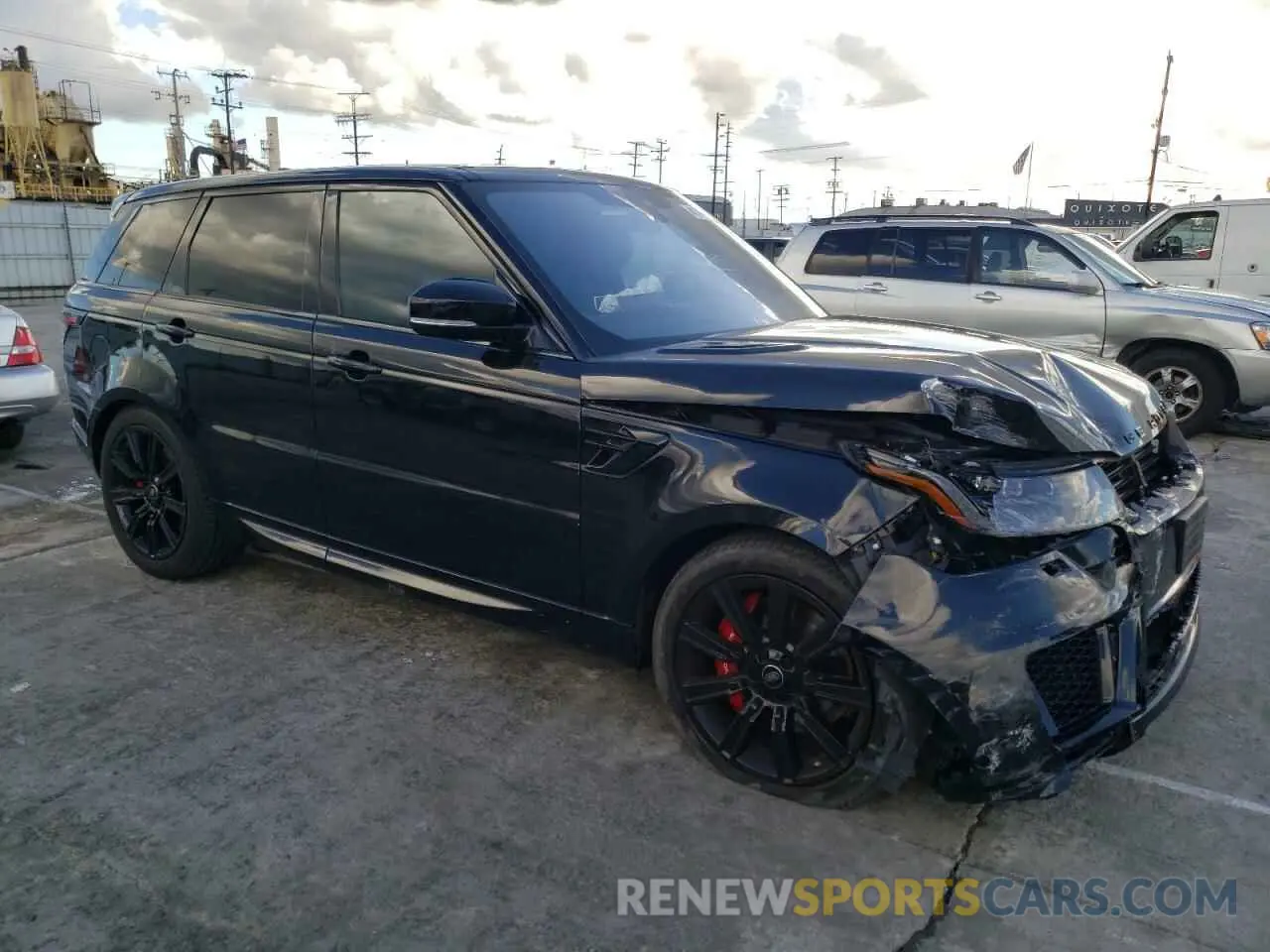 4 Photograph of a damaged car SALWR2SE0MA775573 LAND ROVER RANGEROVER 2021