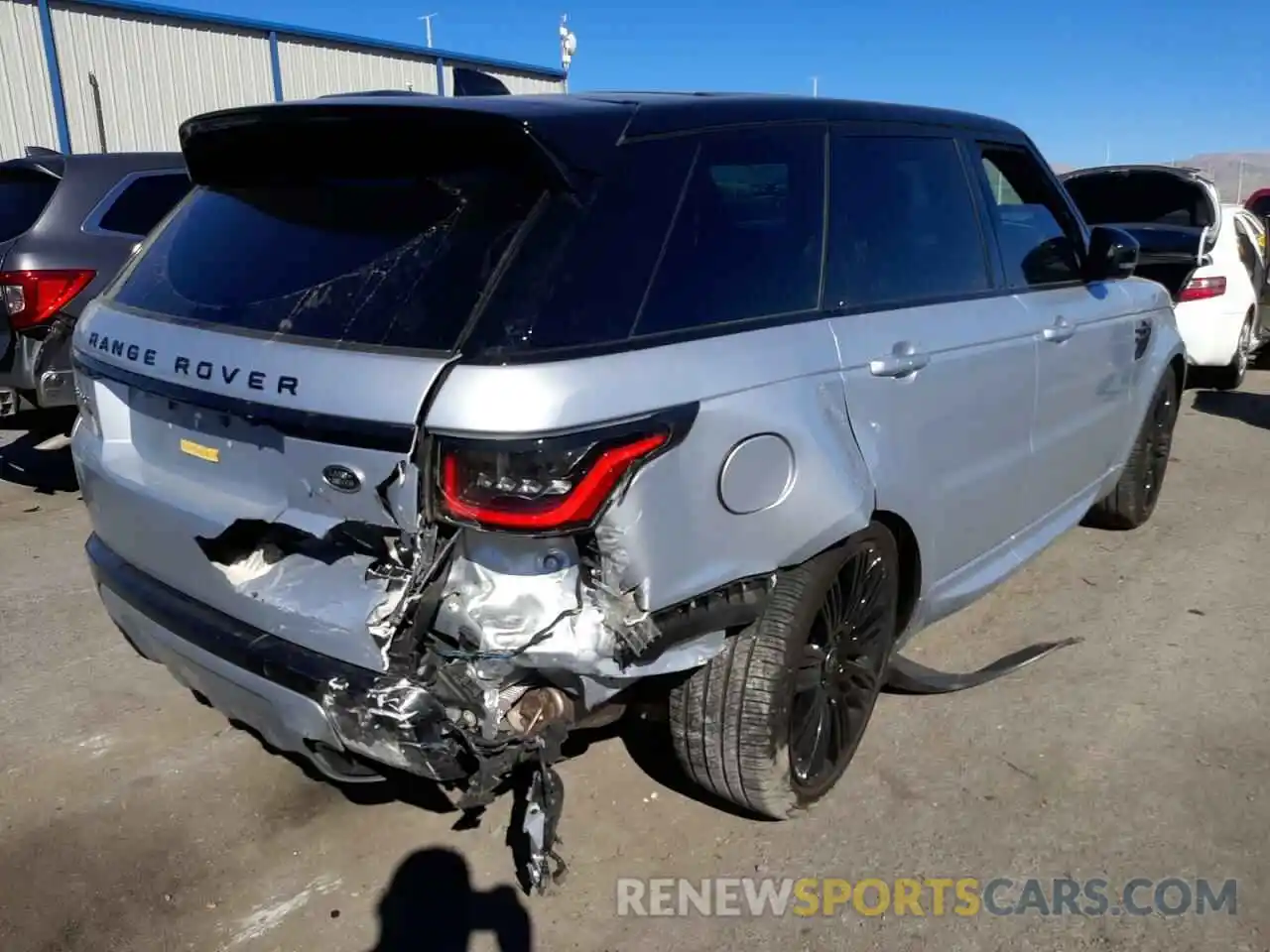 4 Photograph of a damaged car SALWR2SE5MA774970 LAND ROVER RANGEROVER 2021