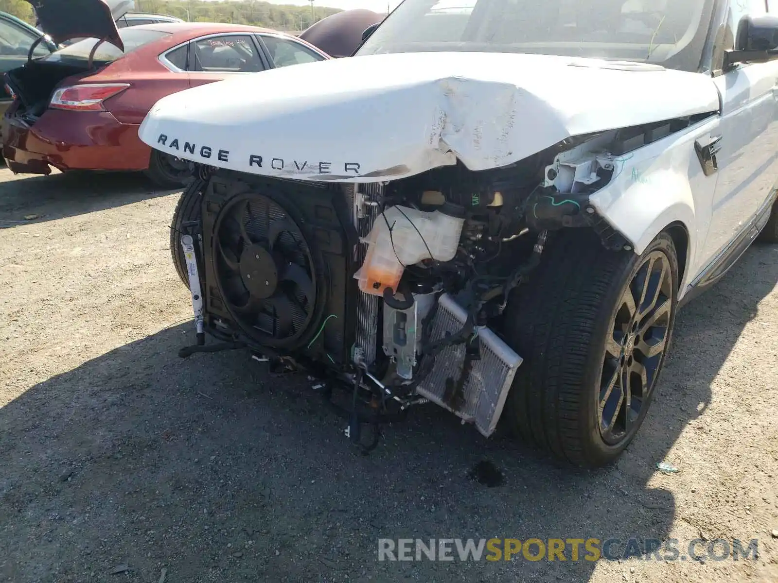 9 Photograph of a damaged car SALWR2SU0MA765469 LAND ROVER RANGEROVER 2021