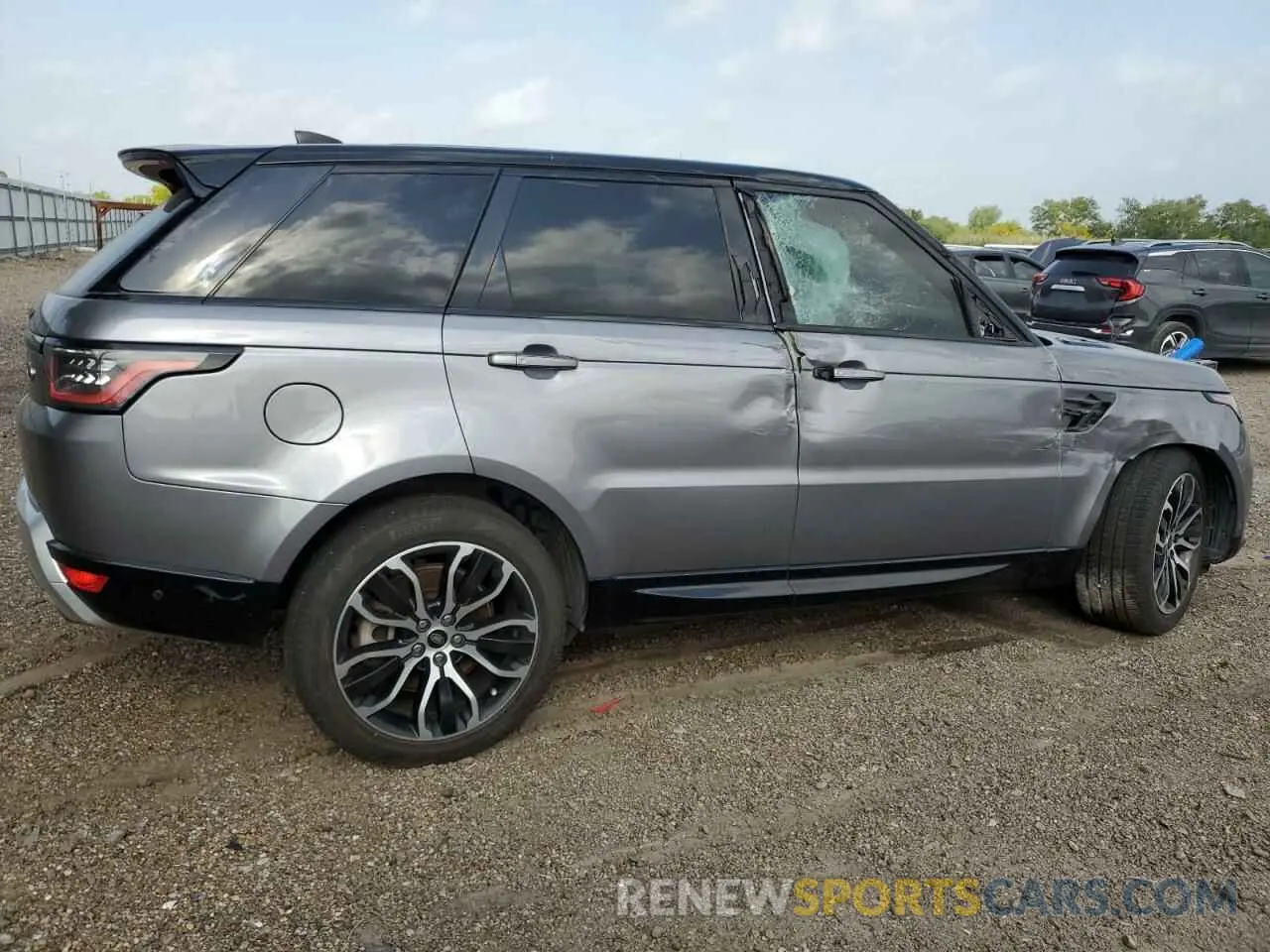 3 Photograph of a damaged car SALWR2SU4MA749615 LAND ROVER RANGEROVER 2021