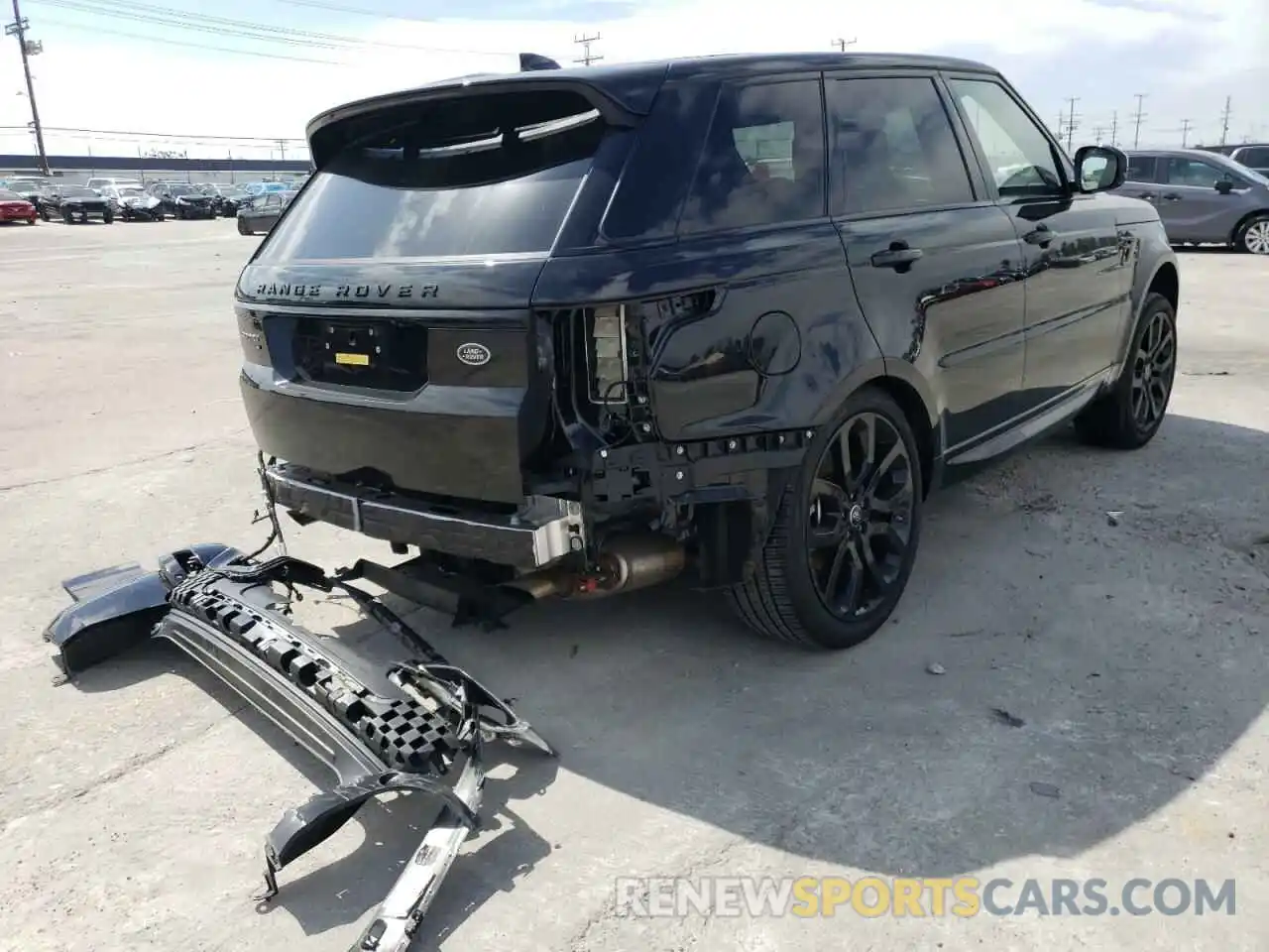 4 Photograph of a damaged car SALWR2SU9MA776020 LAND ROVER RANGEROVER 2021