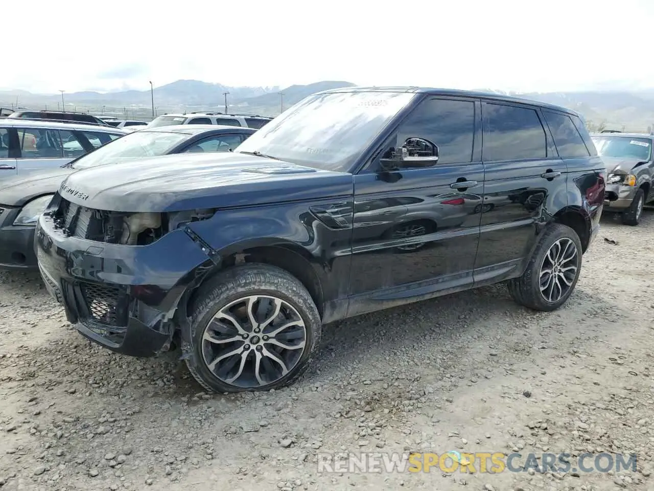 1 Photograph of a damaged car SALWR2SUXMA754558 LAND ROVER RANGEROVER 2021