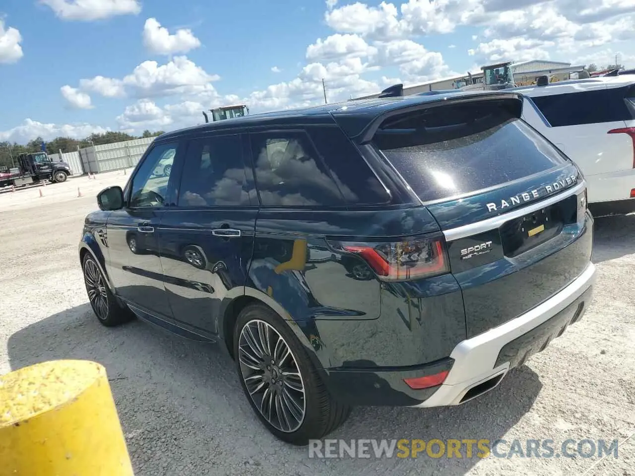 2 Photograph of a damaged car SALWV2SE2MA777773 LAND ROVER RANGEROVER 2021