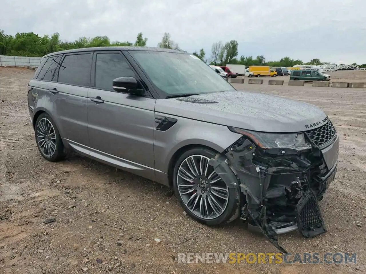 4 Photograph of a damaged car SALWV2SE4MA776463 LAND ROVER RANGEROVER 2021