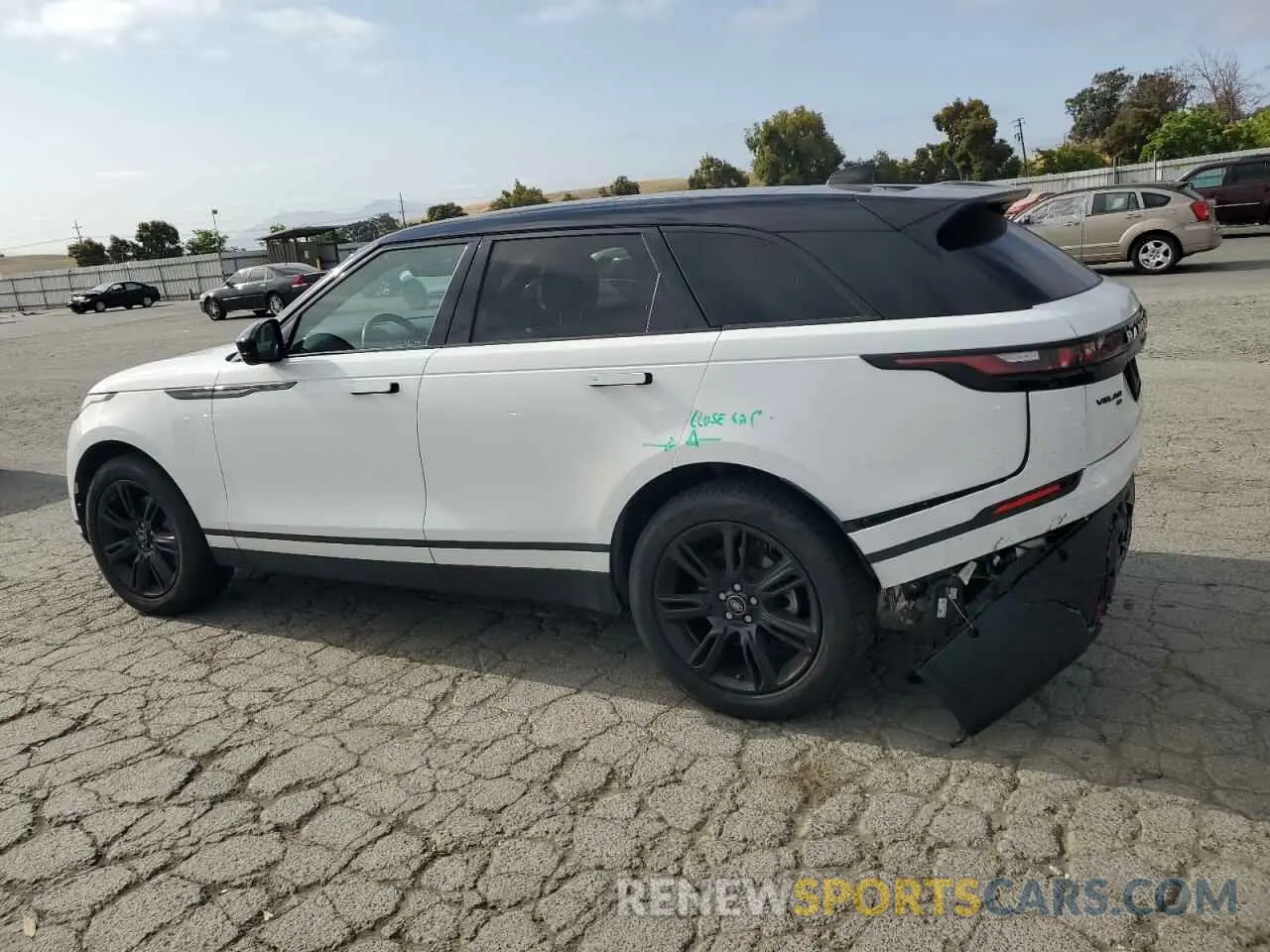2 Photograph of a damaged car SALYJ2EX1MA310393 LAND ROVER RANGEROVER 2021