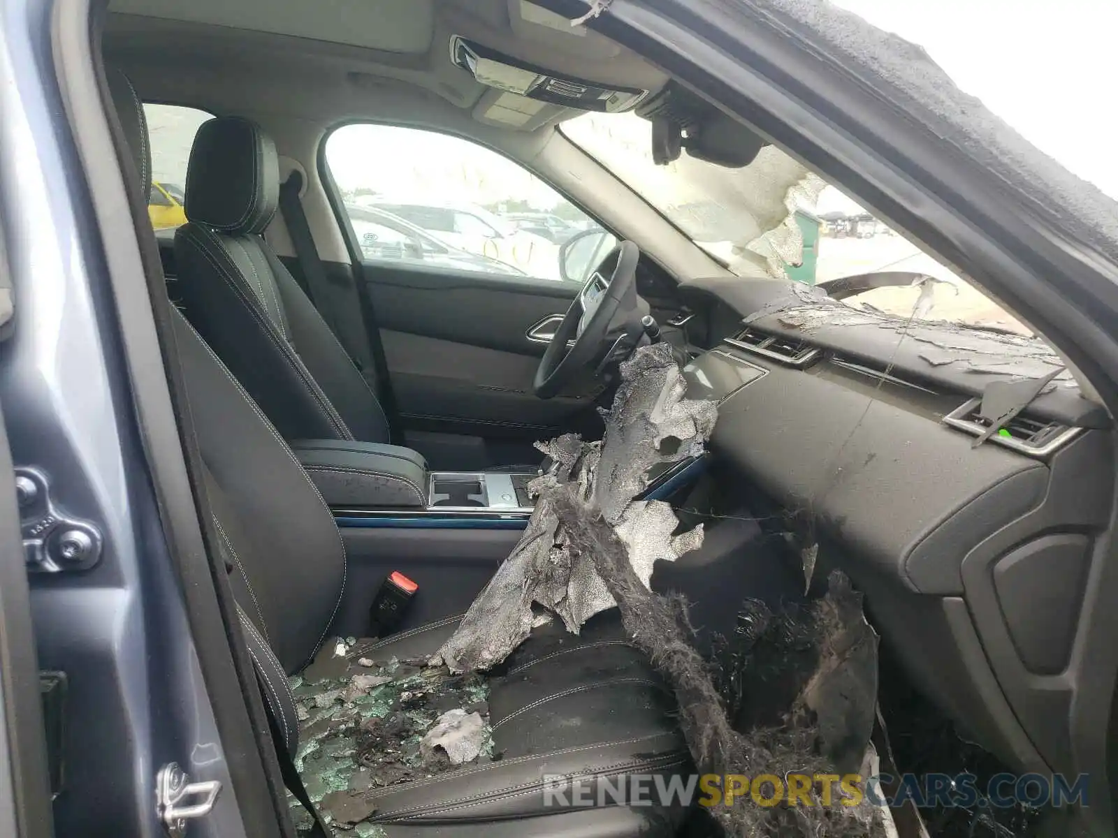 5 Photograph of a damaged car SALYJ2EX1MA311396 LAND ROVER RANGEROVER 2021