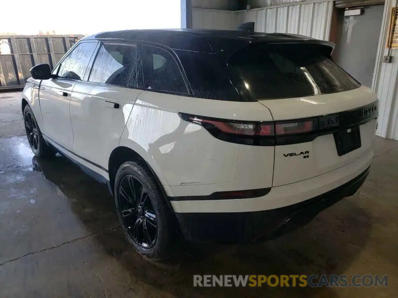 3 Photograph of a damaged car SALYJ2EX6MA317274 LAND ROVER RANGEROVER 2021