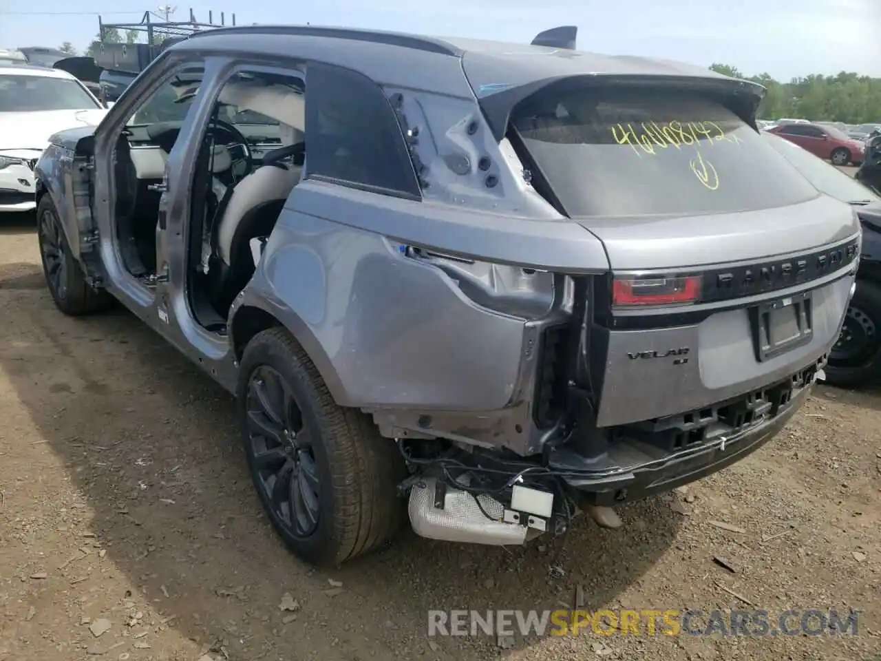 3 Photograph of a damaged car SALYJ2EX8MA321617 LAND ROVER RANGEROVER 2021