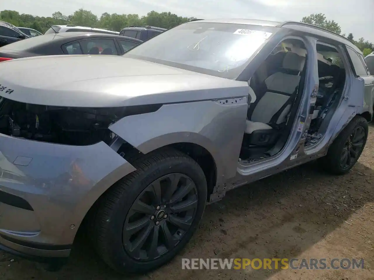 9 Photograph of a damaged car SALYJ2EX8MA321617 LAND ROVER RANGEROVER 2021