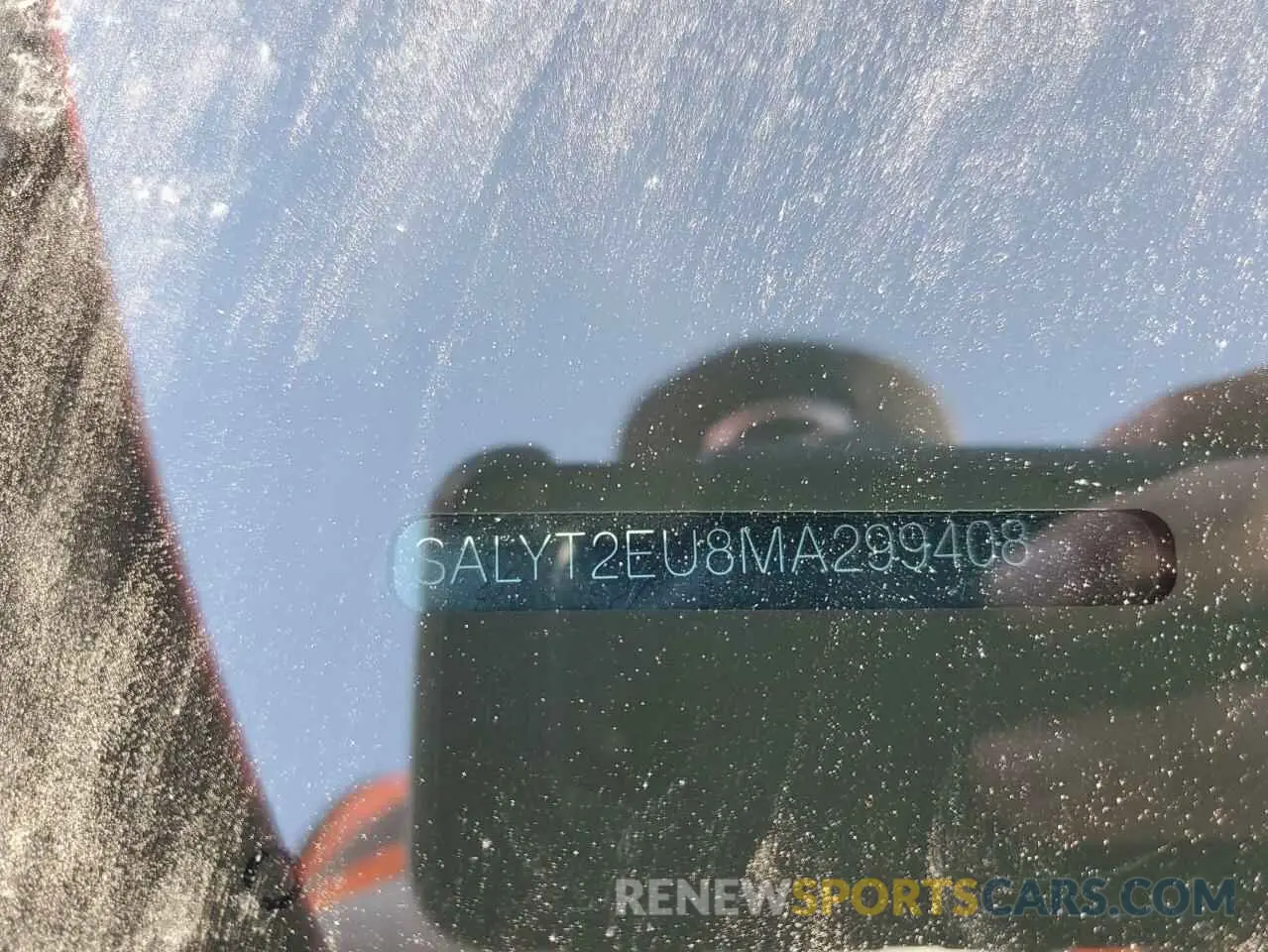 12 Photograph of a damaged car SALYT2EU8MA299408 LAND ROVER RANGEROVER 2021