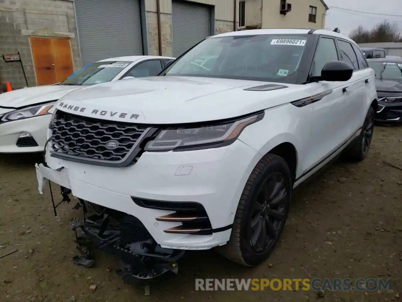 2 Photograph of a damaged car SALYT2EX1MA297932 LAND ROVER RANGEROVER 2021