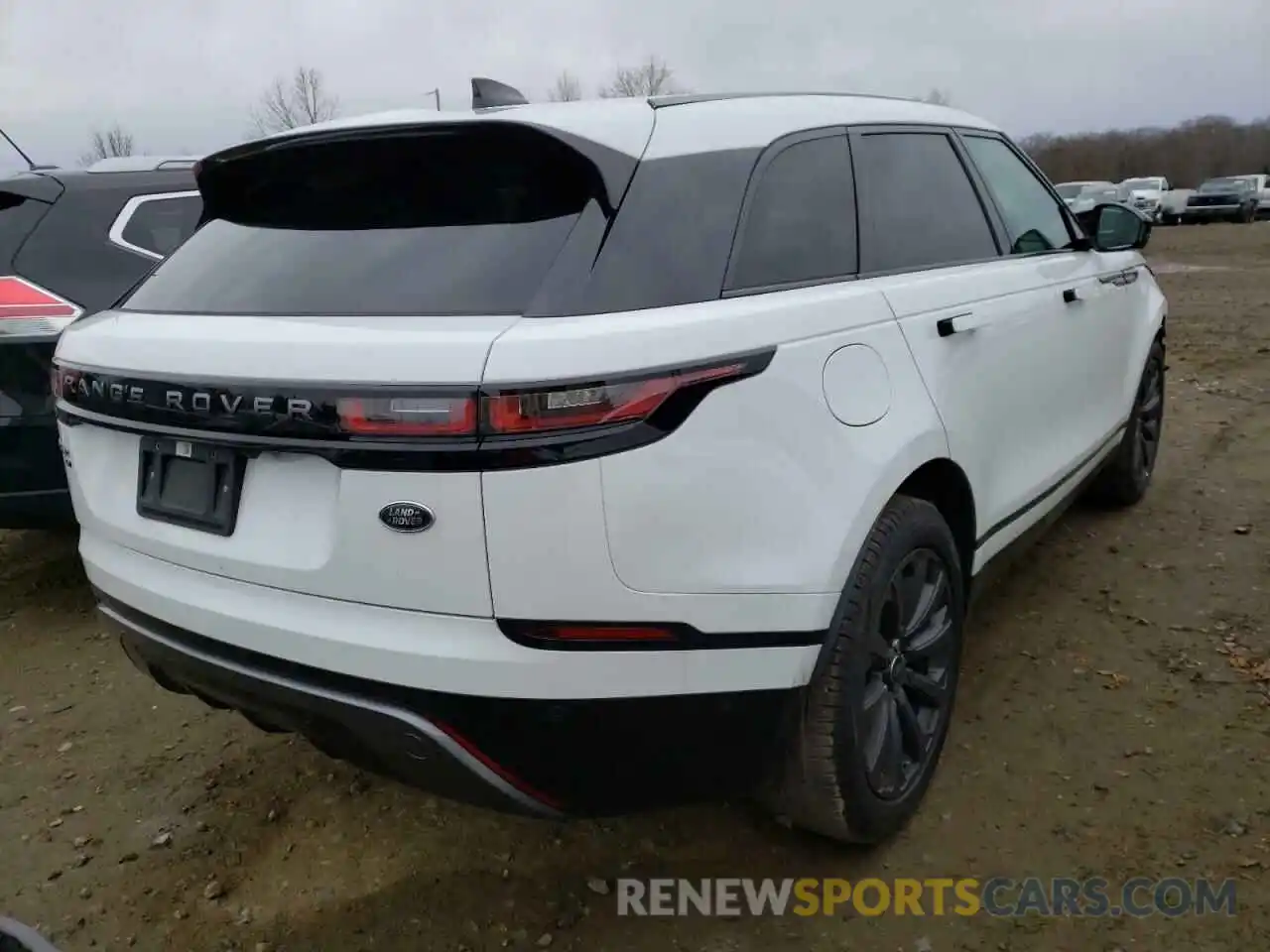 4 Photograph of a damaged car SALYT2EX1MA297932 LAND ROVER RANGEROVER 2021