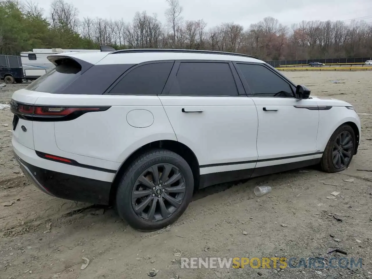 3 Photograph of a damaged car SALYT2EX3MA311264 LAND ROVER RANGEROVER 2021