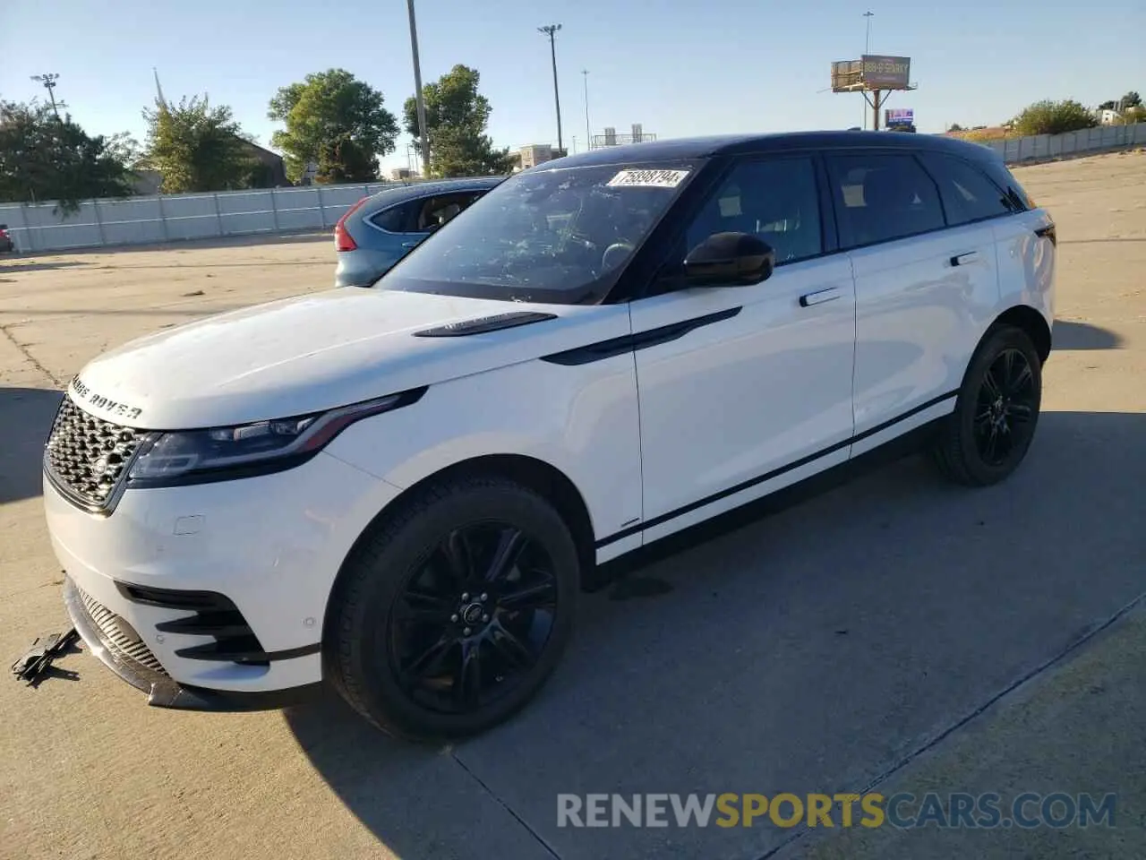 1 Photograph of a damaged car SALYT2EX4MA307501 LAND ROVER RANGEROVER 2021