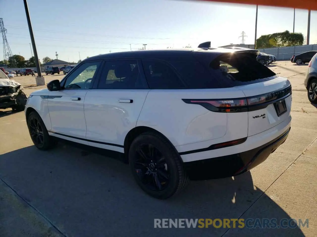 2 Photograph of a damaged car SALYT2EX4MA307501 LAND ROVER RANGEROVER 2021