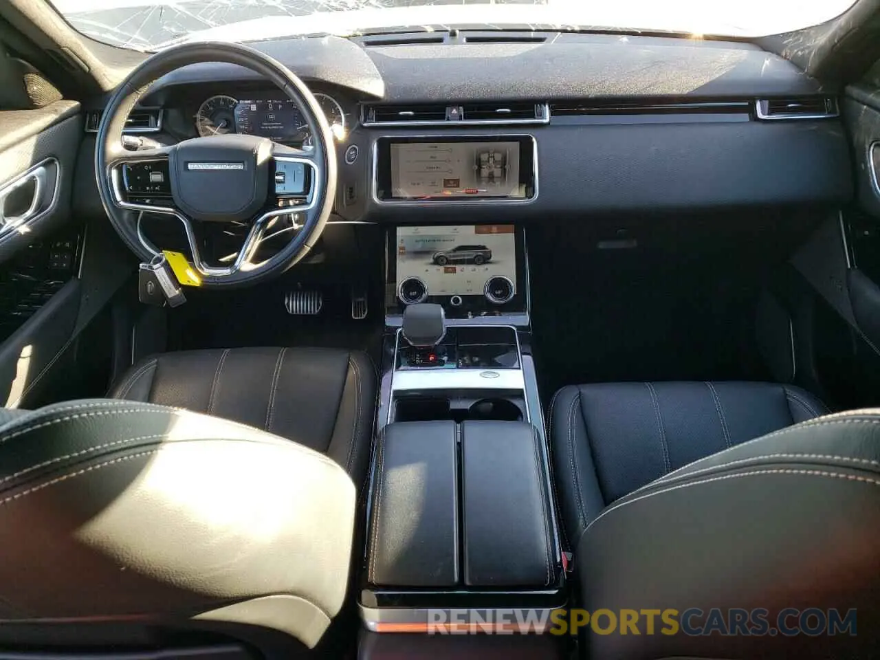 8 Photograph of a damaged car SALYT2EX4MA307501 LAND ROVER RANGEROVER 2021