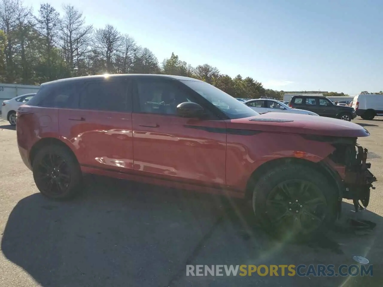 4 Photograph of a damaged car SALYT2EX4MA314478 LAND ROVER RANGEROVER 2021