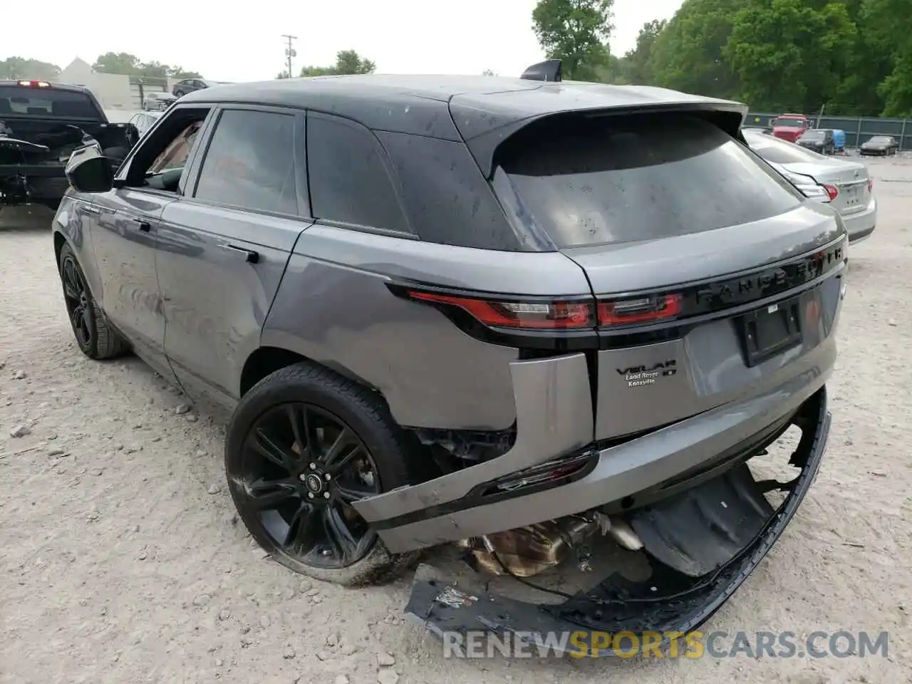 3 Photograph of a damaged car SALYT2EX5MA307488 LAND ROVER RANGEROVER 2021