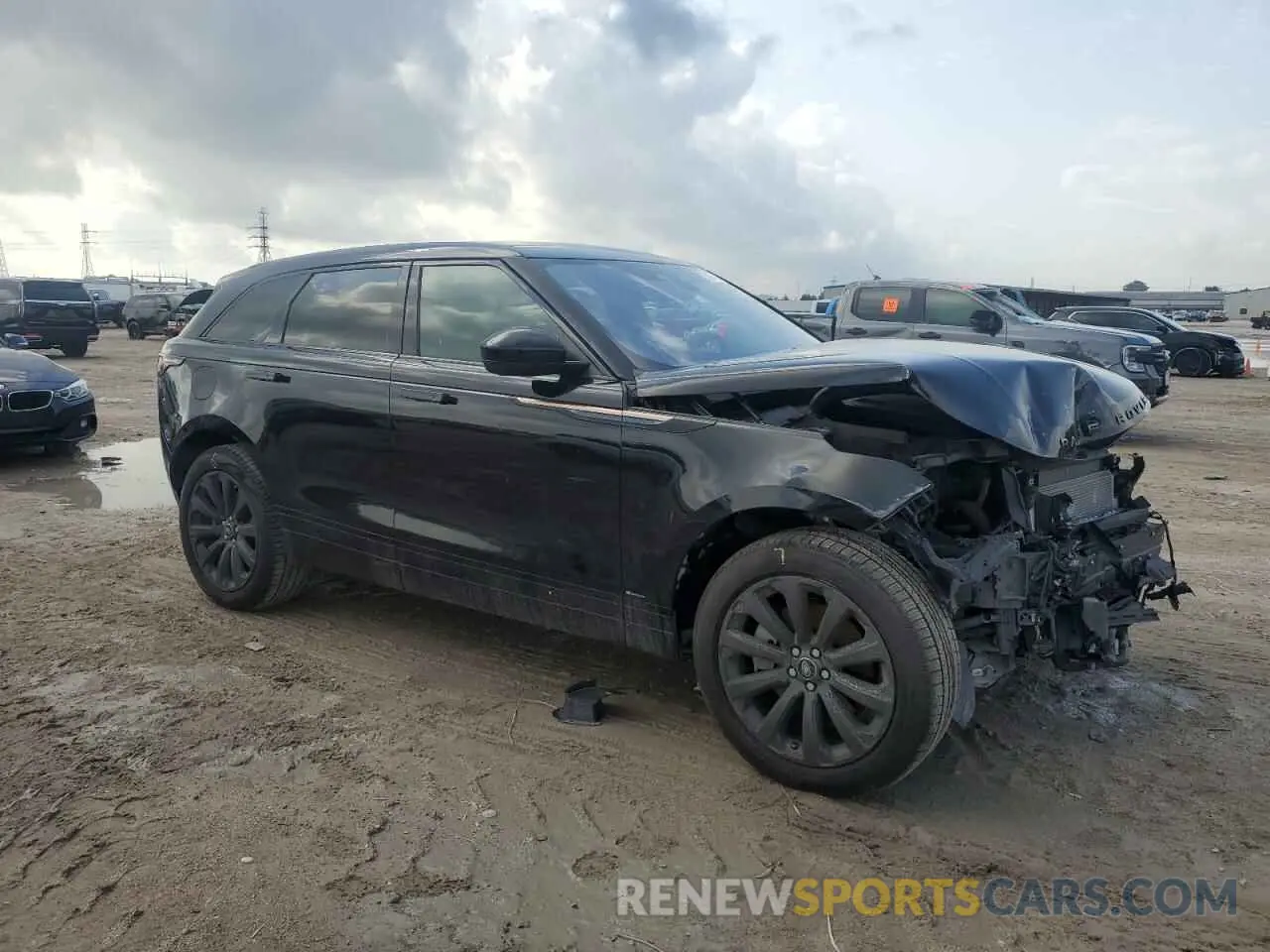 4 Photograph of a damaged car SALYT2EX5MA311136 LAND ROVER RANGEROVER 2021