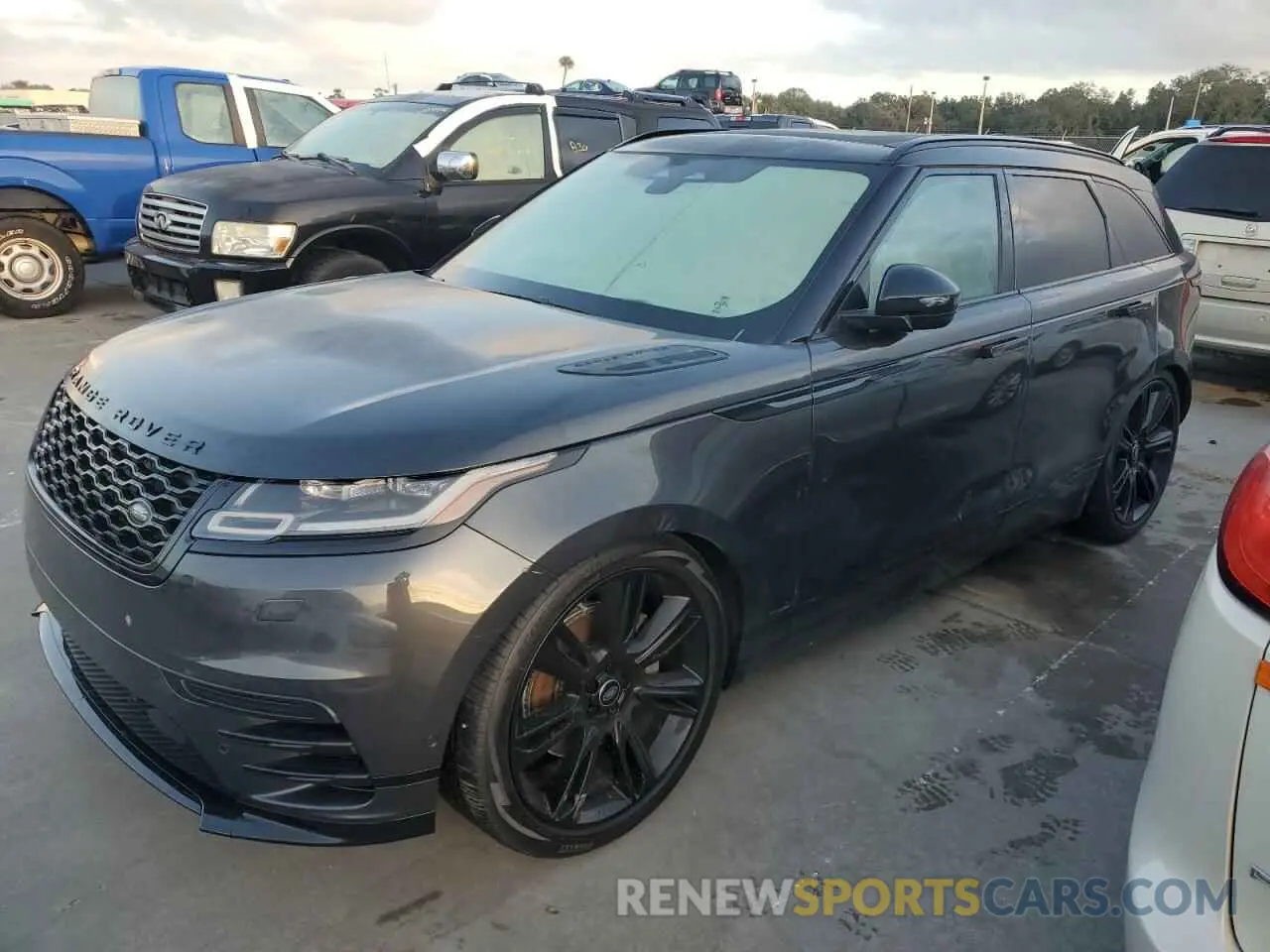 1 Photograph of a damaged car SALYT2EX6MA302817 LAND ROVER RANGEROVER 2021