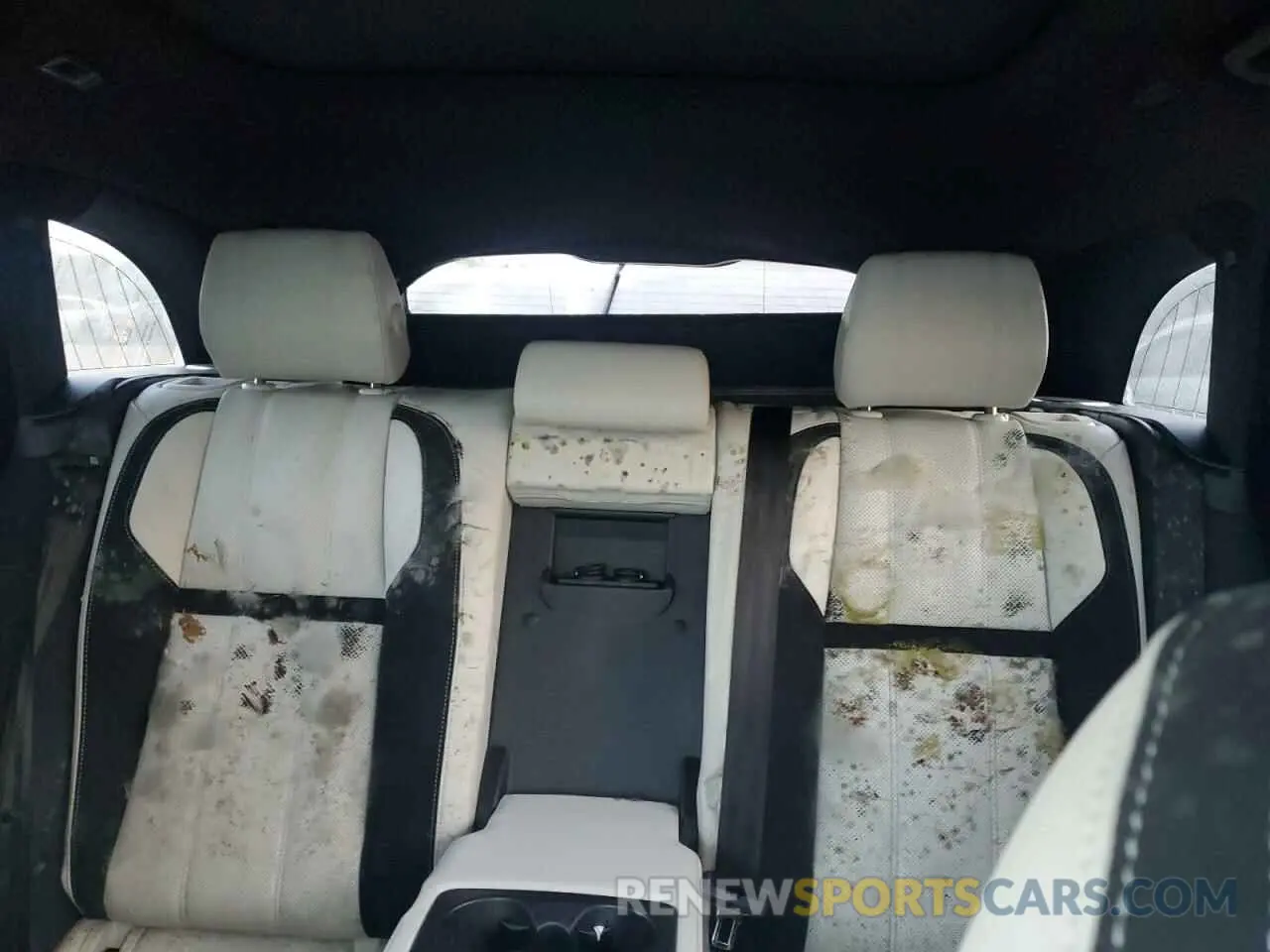 10 Photograph of a damaged car SALYT2EX6MA302817 LAND ROVER RANGEROVER 2021