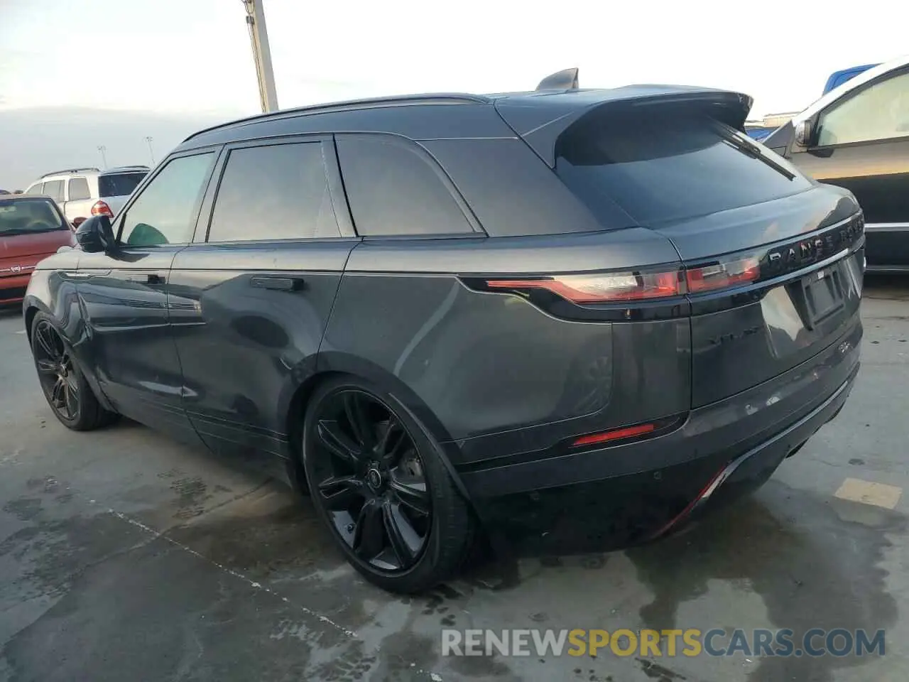 2 Photograph of a damaged car SALYT2EX6MA302817 LAND ROVER RANGEROVER 2021