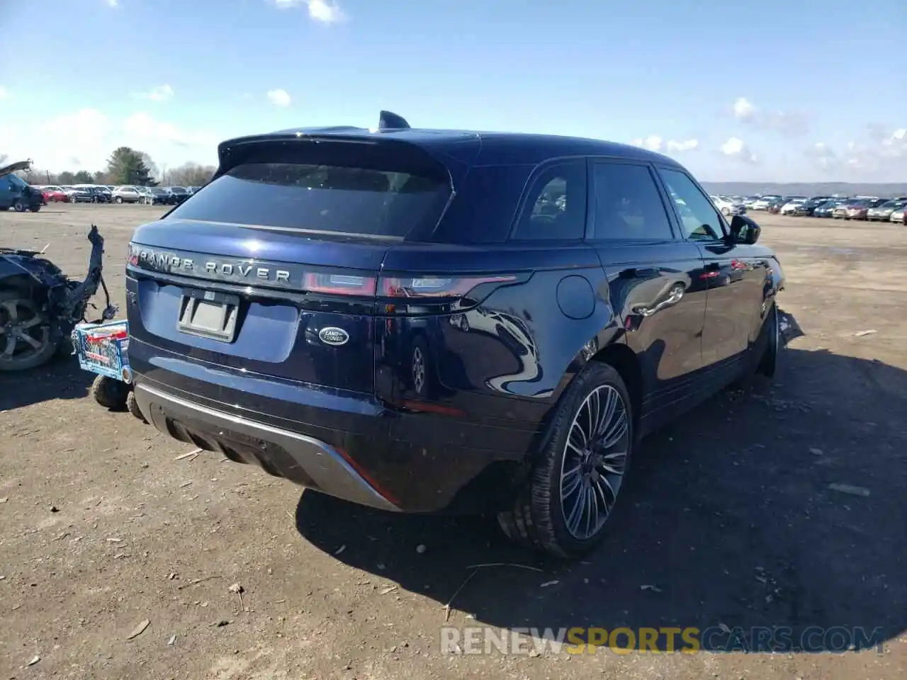 4 Photograph of a damaged car SALYT2EX9MA305341 LAND ROVER RANGEROVER 2021