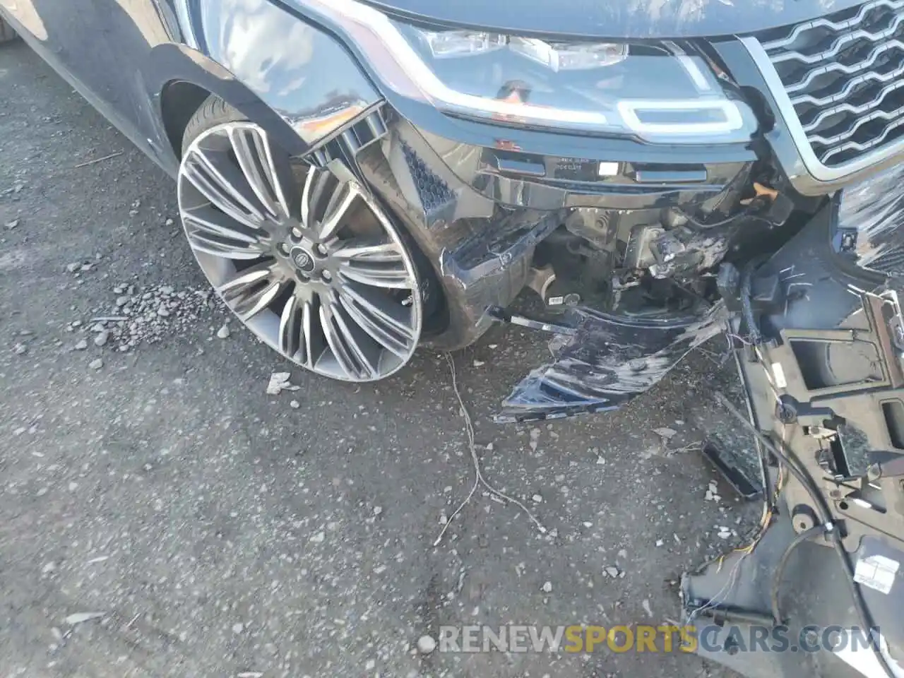 9 Photograph of a damaged car SALYT2EX9MA305341 LAND ROVER RANGEROVER 2021