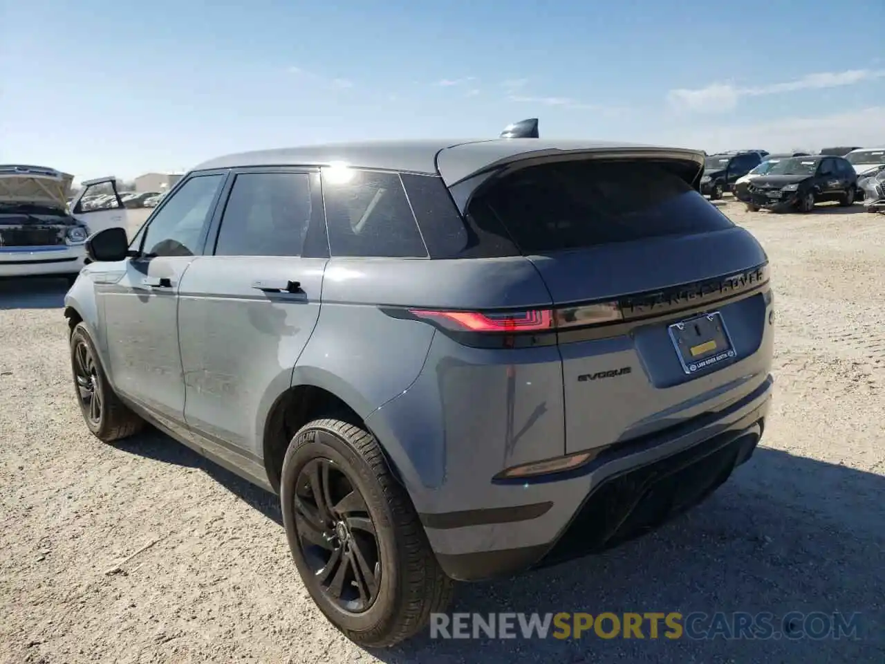 3 Photograph of a damaged car SALZJ2FX2MH134707 LAND ROVER RANGEROVER 2021