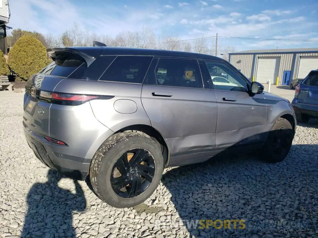 3 Photograph of a damaged car SALZJ2FX6MH154961 LAND ROVER RANGEROVER 2021