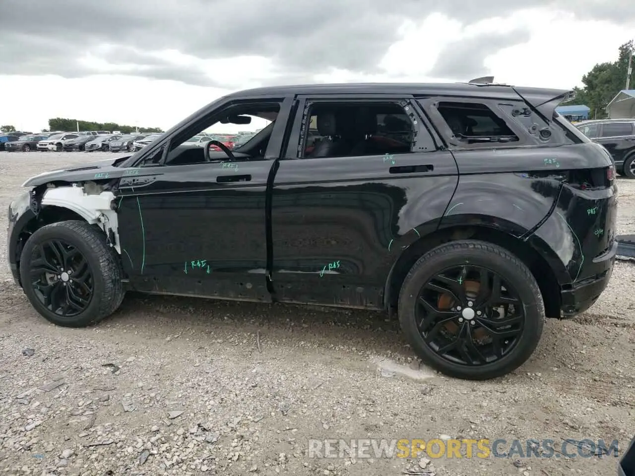 2 Photograph of a damaged car SALZL2FX3MH122754 LAND ROVER RANGEROVER 2021