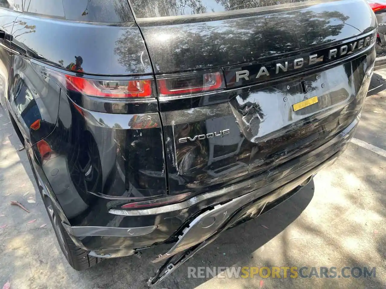 9 Photograph of a damaged car SALZM2FX5MH148057 LAND ROVER RANGEROVER 2021