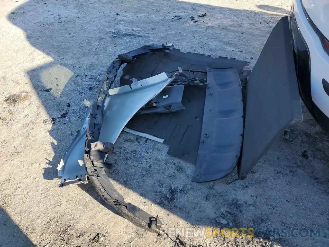 13 Photograph of a damaged car SALZP2FX1MH156261 LAND ROVER RANGEROVER 2021