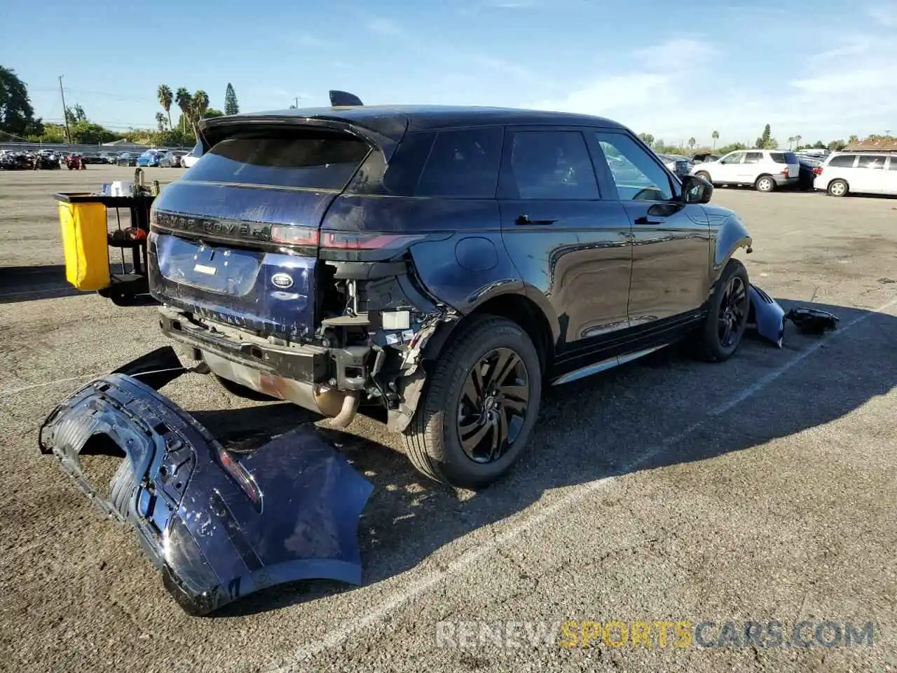 4 Photograph of a damaged car SALZT2FX2MH126360 LAND ROVER RANGEROVER 2021