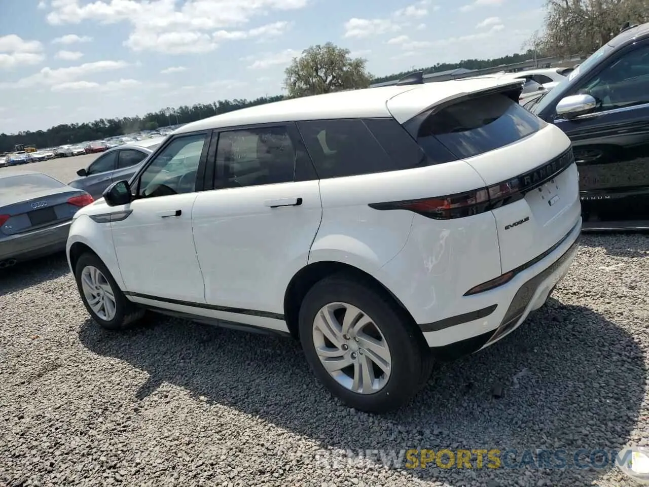 2 Photograph of a damaged car SALZT2FX7MH127794 LAND ROVER RANGEROVER 2021