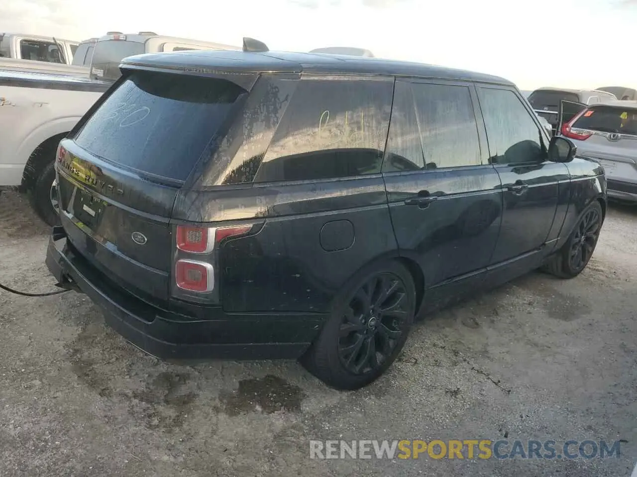 3 Photograph of a damaged car SALGS2RU0NA459565 LAND ROVER RANGEROVER 2022