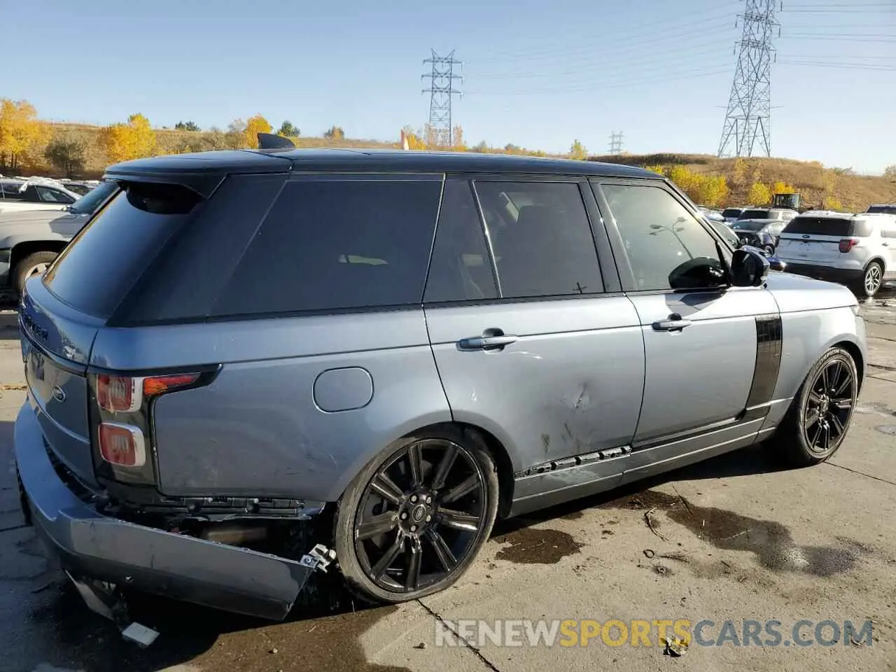 3 Photograph of a damaged car SALGS2RU2NA459700 LAND ROVER RANGEROVER 2022