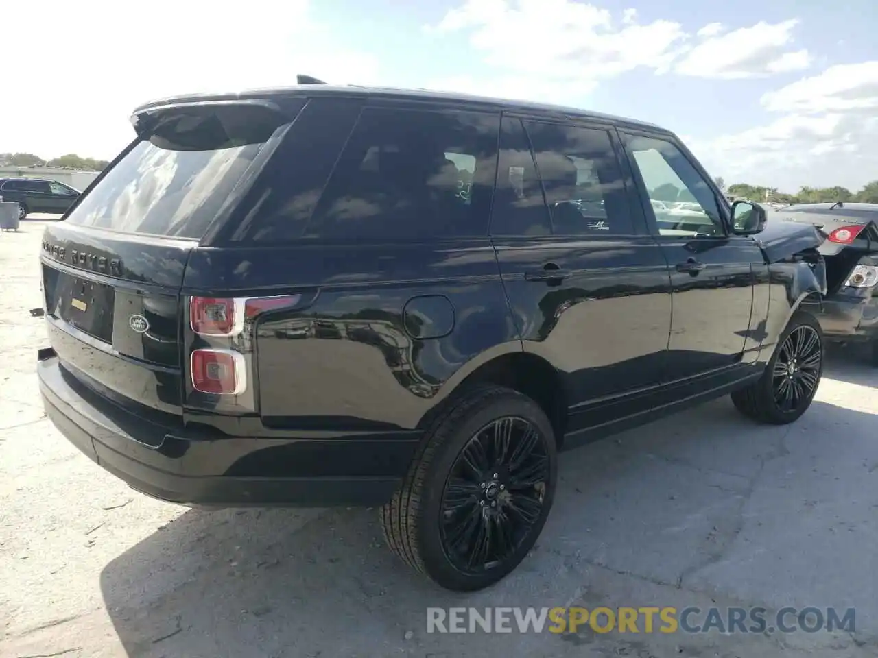 4 Photograph of a damaged car SALGS2RU6NA462650 LAND ROVER RANGEROVER 2022