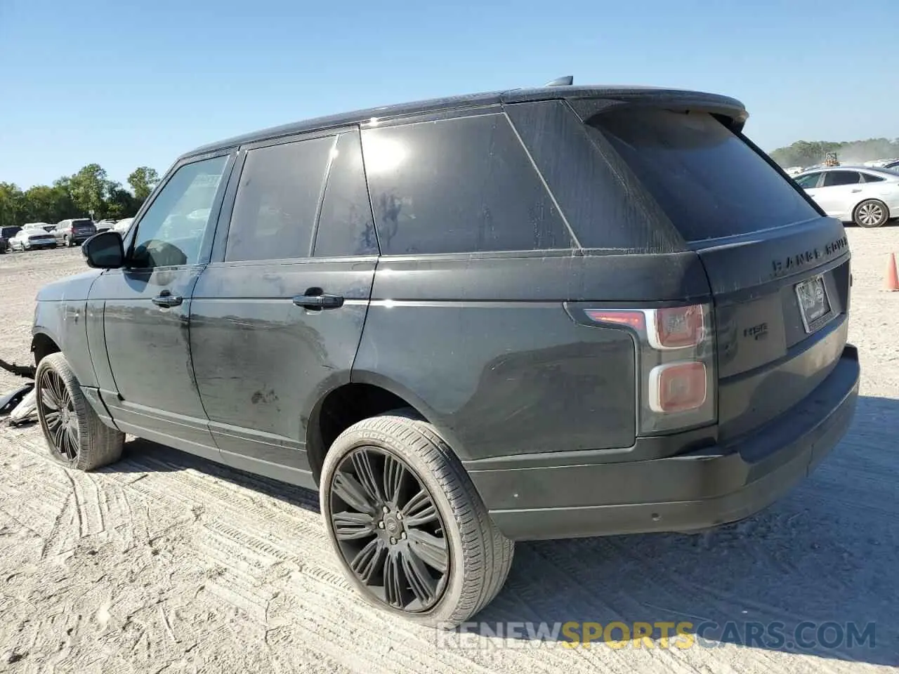 2 Photograph of a damaged car SALGS2RU9NA459581 LAND ROVER RANGEROVER 2022