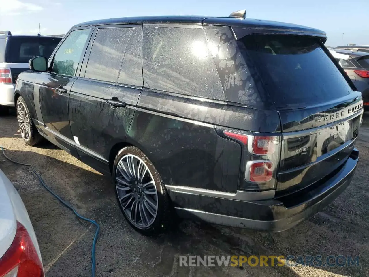 2 Photograph of a damaged car SALGS2RU9NA462500 LAND ROVER RANGEROVER 2022