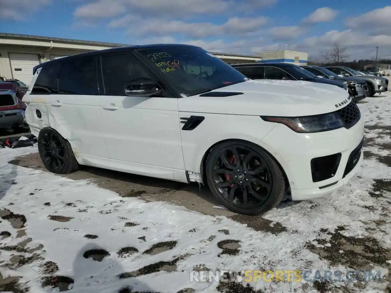 4 Photograph of a damaged car SALWR2SE1NA236557 LAND ROVER RANGEROVER 2022