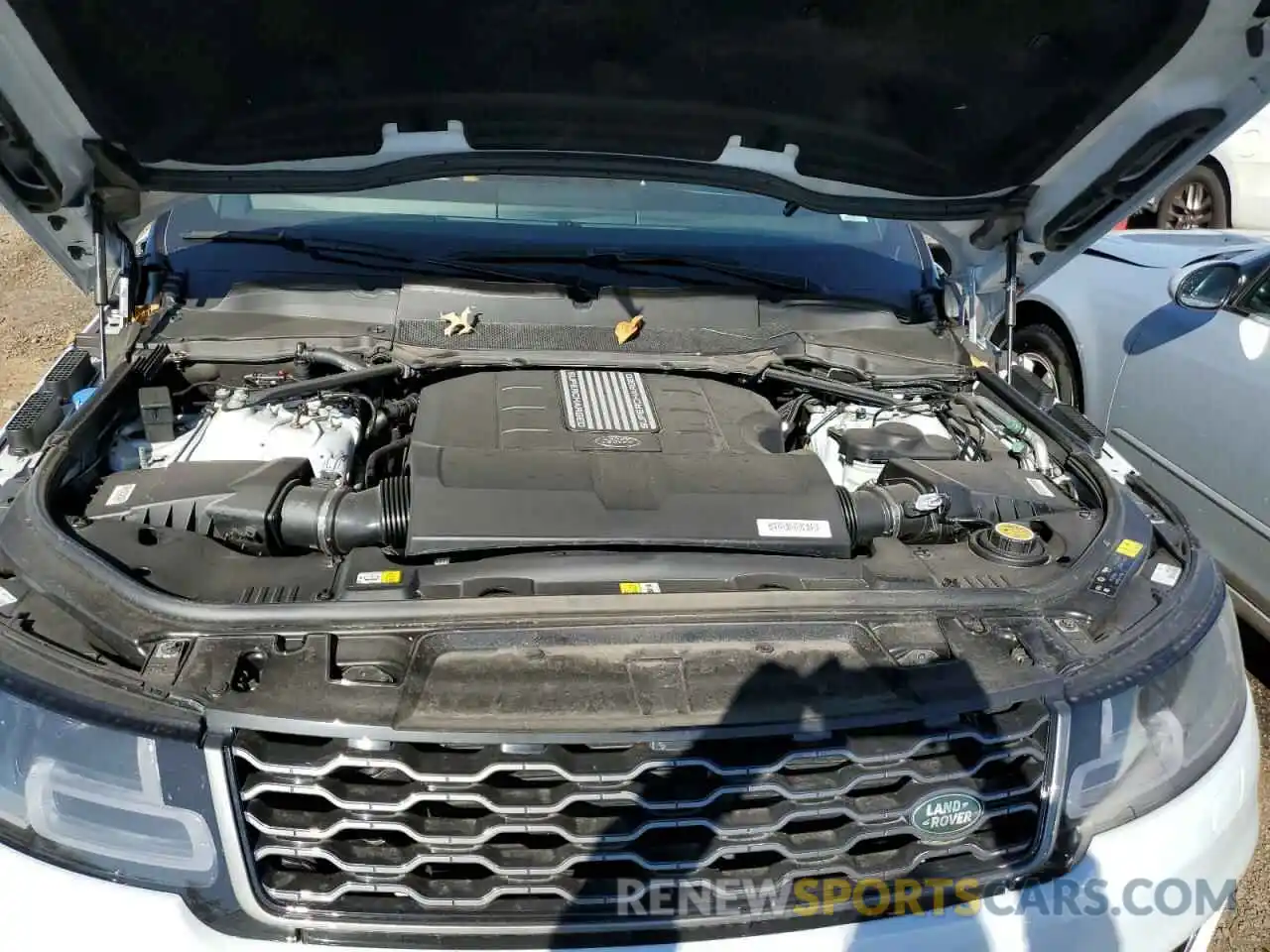 7 Photograph of a damaged car SALWR2SE6NA221214 LAND ROVER RANGEROVER 2022