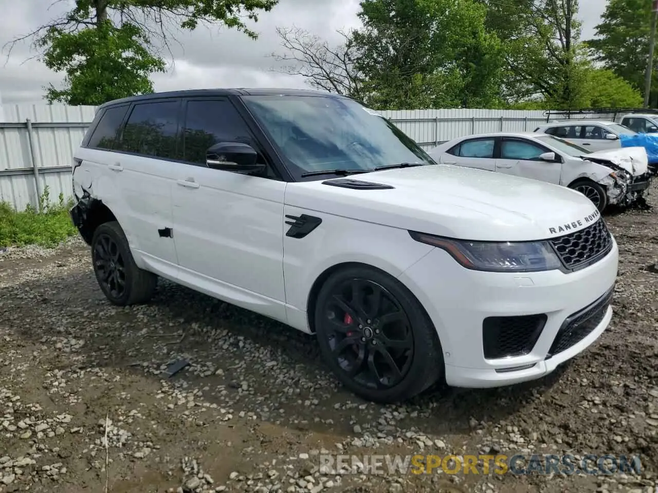4 Photograph of a damaged car SALWR2SE9NA204133 LAND ROVER RANGEROVER 2022