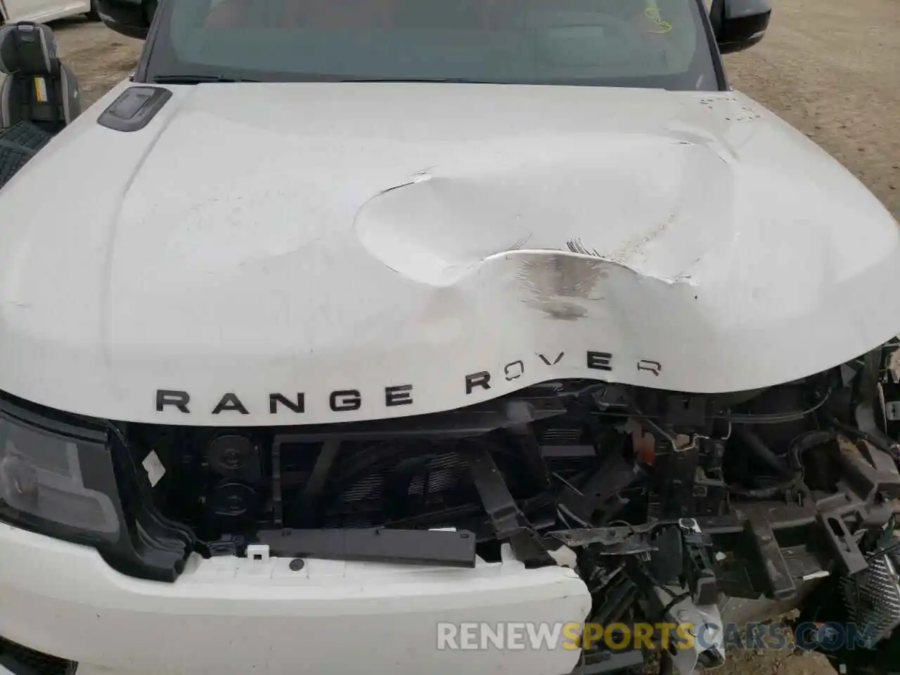 7 Photograph of a damaged car SALWR2SE9NA205783 LAND ROVER RANGEROVER 2022