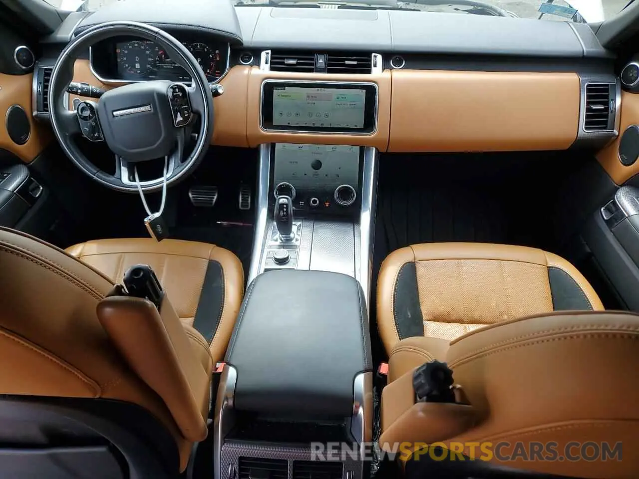 8 Photograph of a damaged car SALWR2SE9NA207923 LAND ROVER RANGEROVER 2022