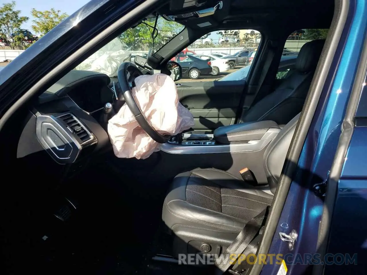 7 Photograph of a damaged car SALWR2SEXNA205758 LAND ROVER RANGEROVER 2022