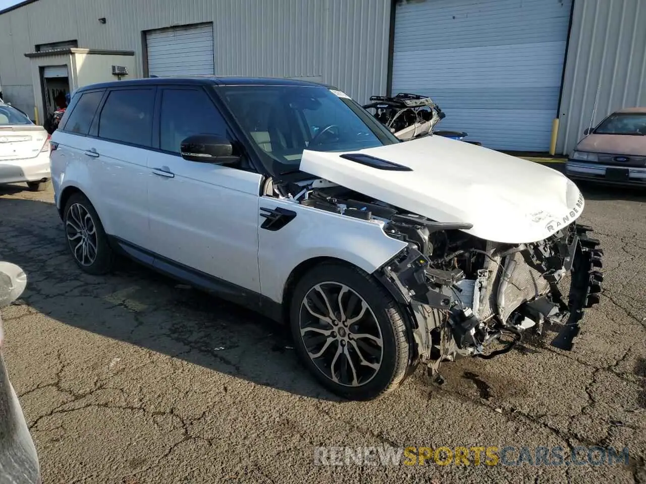 4 Photograph of a damaged car SALWR2SU0NA213830 LAND ROVER RANGEROVER 2022